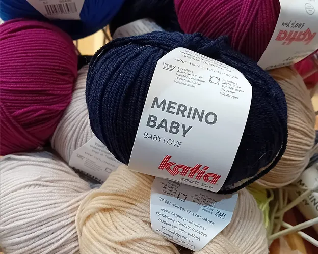 Laine Merino Baby Love Katia pour les créations manuelles.