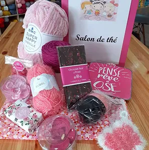 Kit créatif laine rose salon-thé chocolat artisanale gourmandise